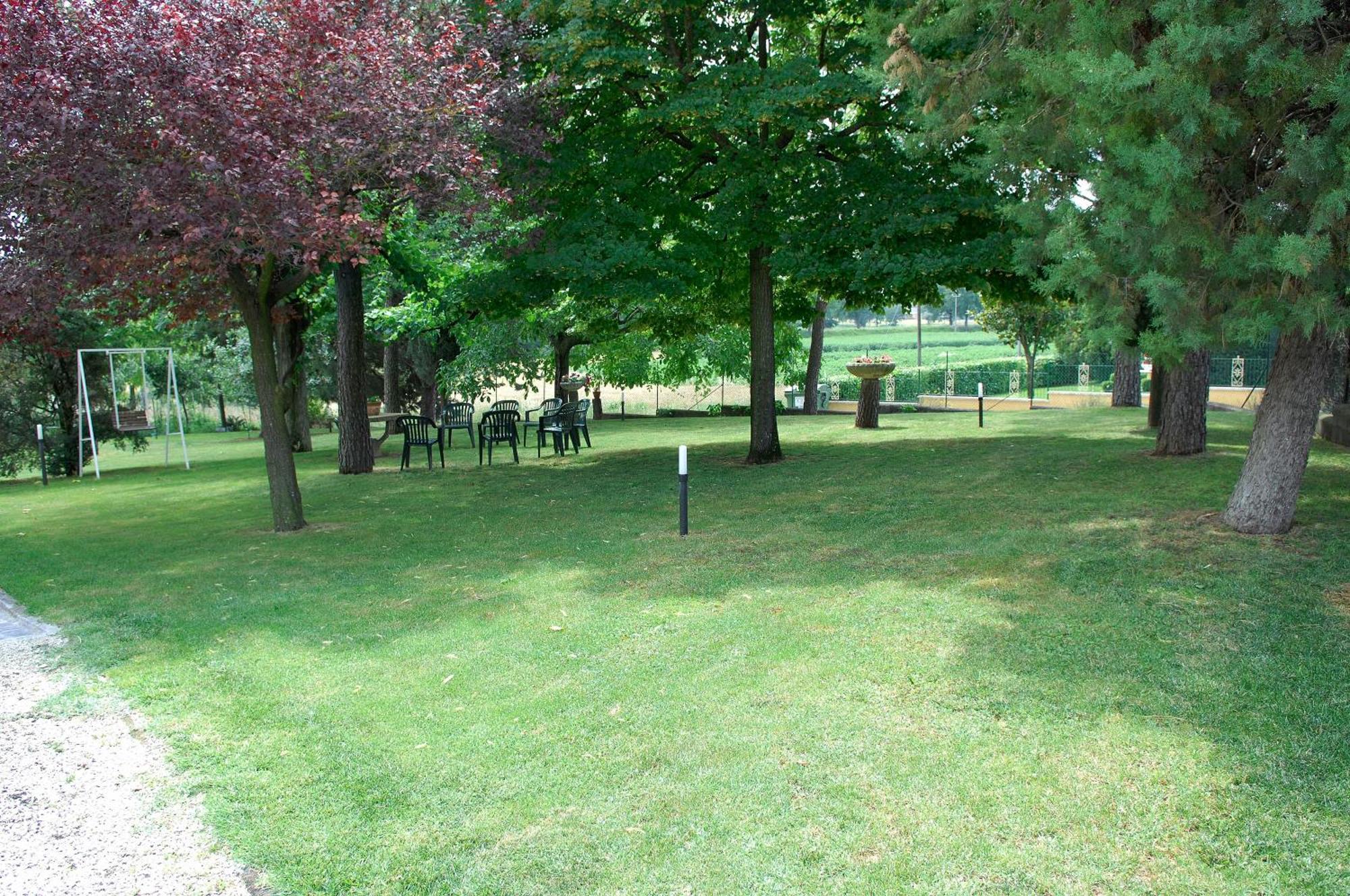 Agriturismo Il Borghetto مونتيفالكو المظهر الخارجي الصورة